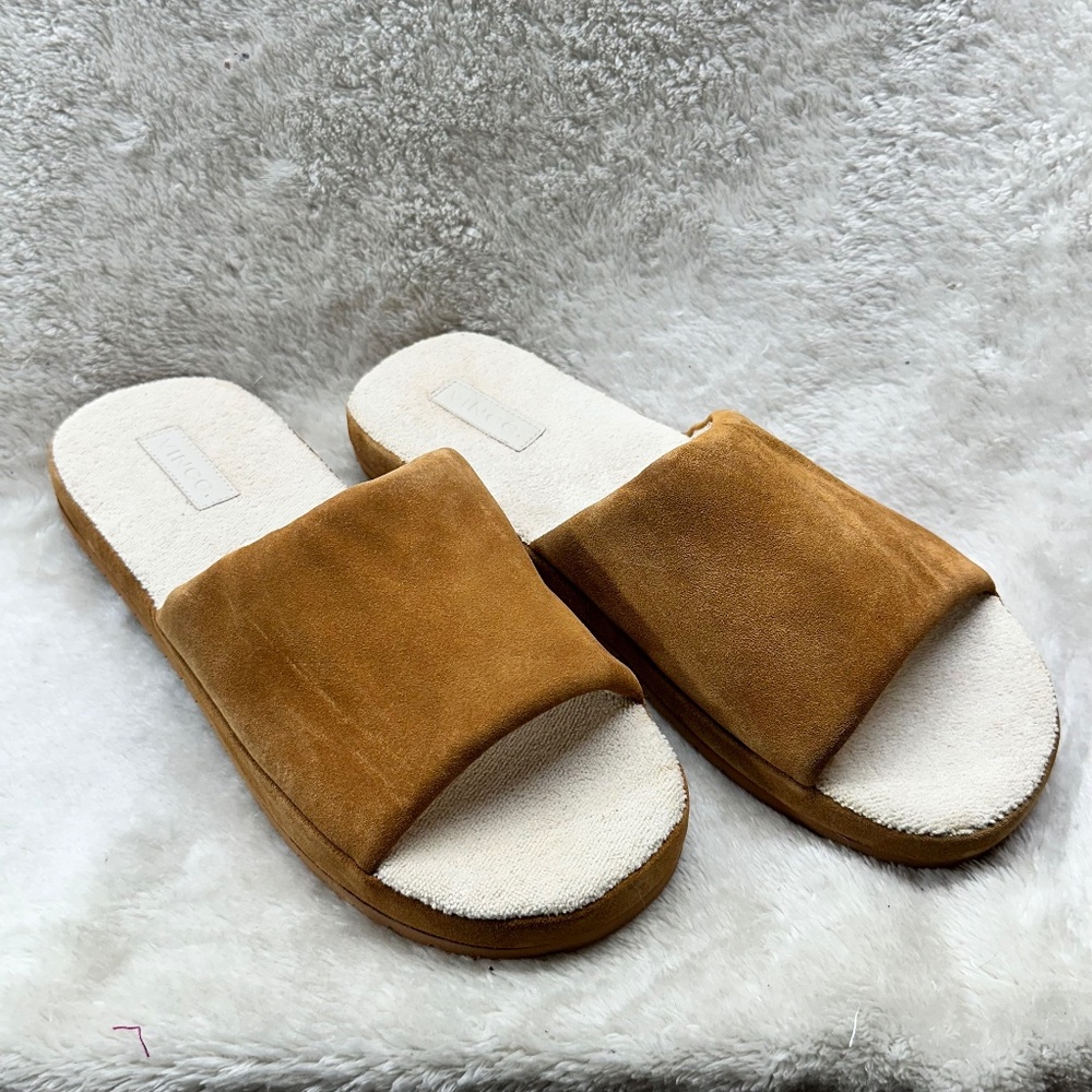 Vince Kalina 2 Tan Suede and Terry Cloth Slipper New Without Box
